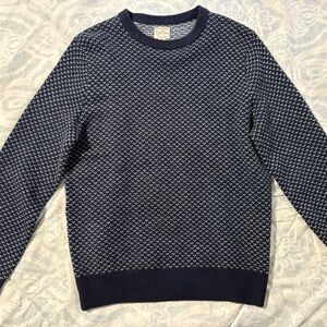 J. Crew Men's Navy and White Crewneck Sweater
